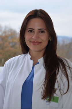 Dr. Aylin Akgün